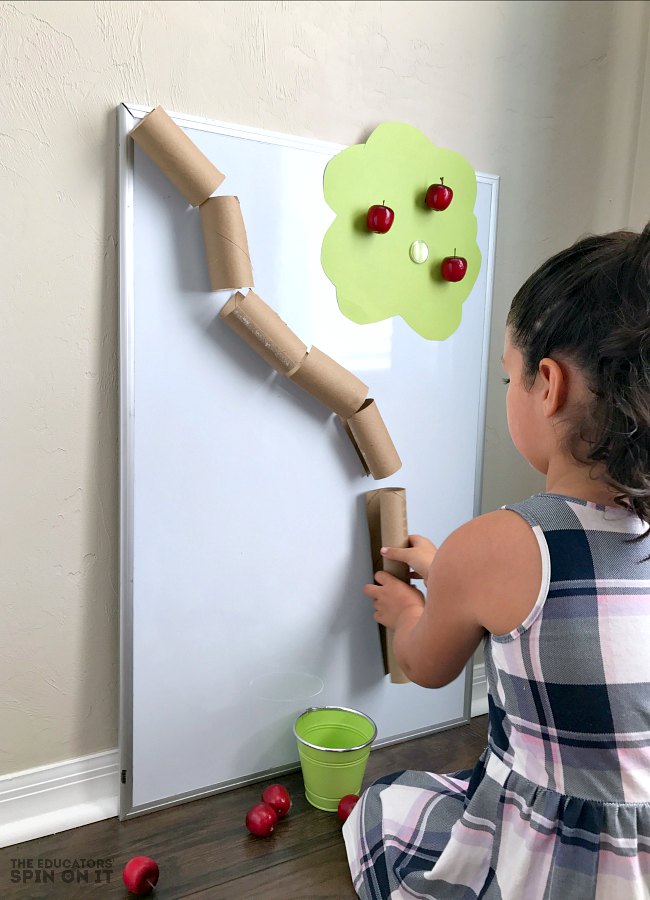 Apple themed book based activities and learning ideal for toddlers and preschoolers.