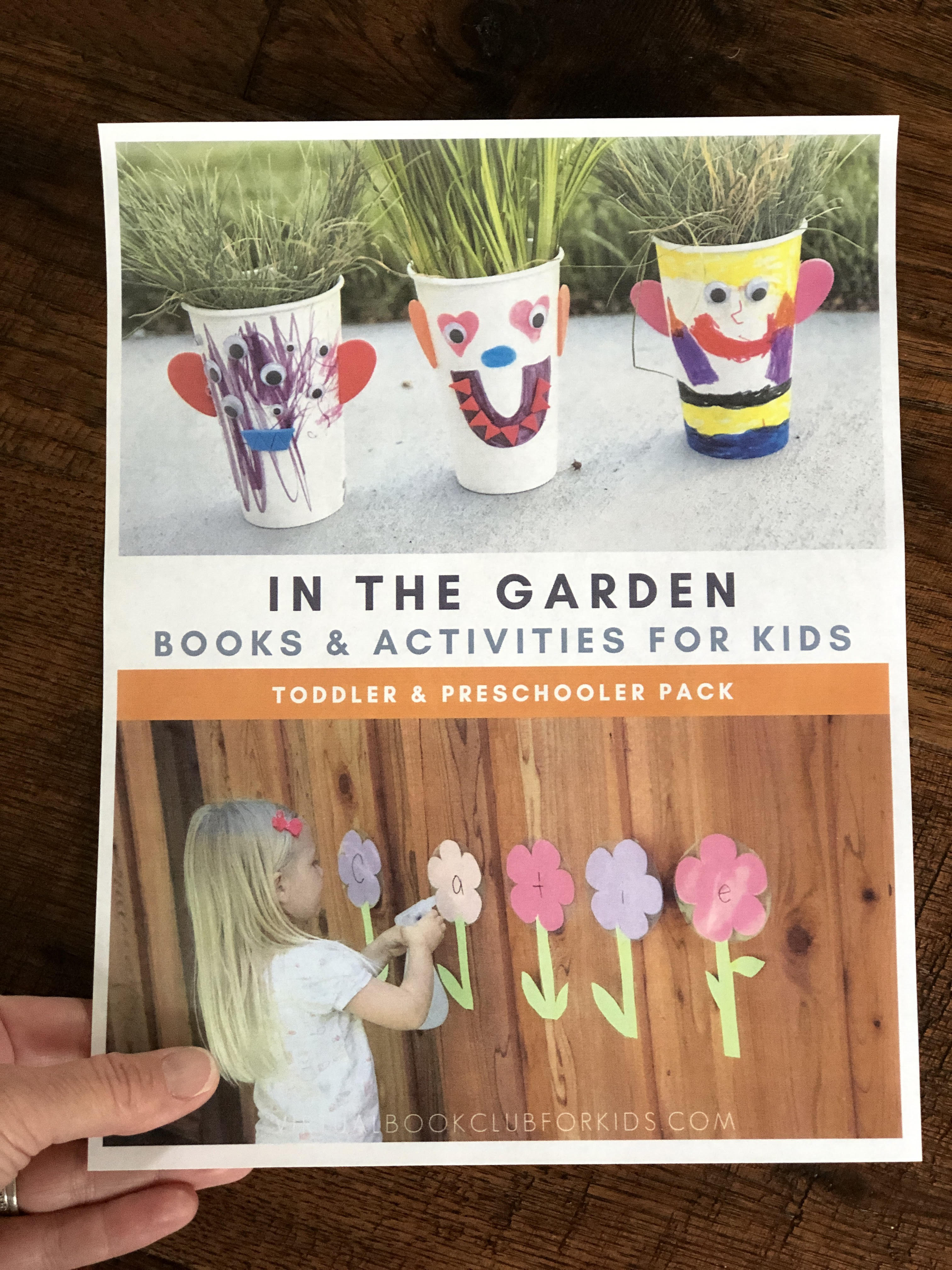 In the garden mini pack from the Virtual Book Club for Kids for toddlers and preschoolers