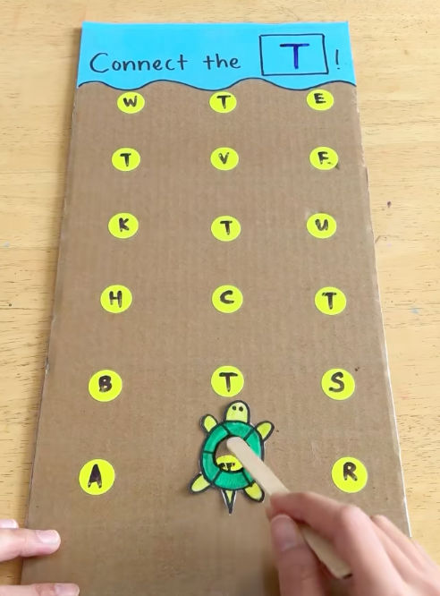 Turtle Letter Matching Game